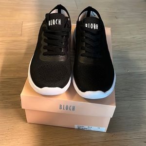Bloch Omnia Dance Sneakers New with Box Size 10